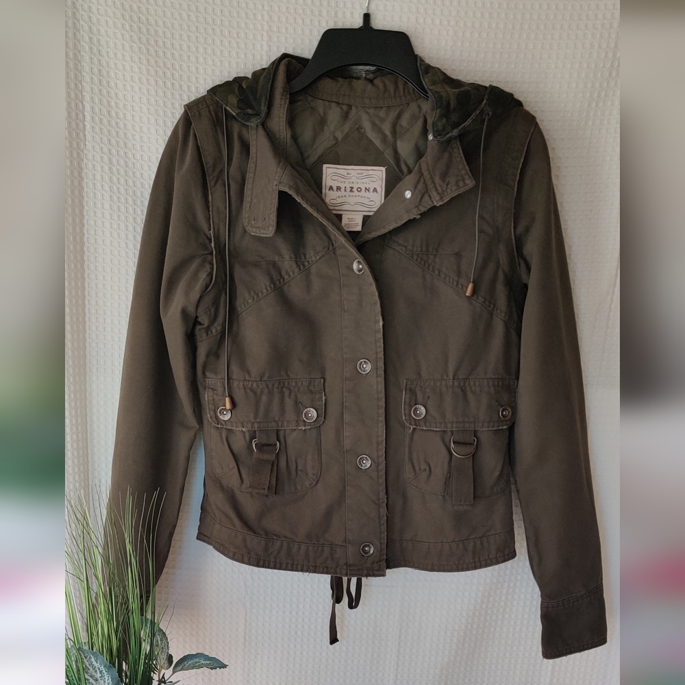 Arizona Women’s Army Green Utility Jacket with Camouflage Hood. Size Small